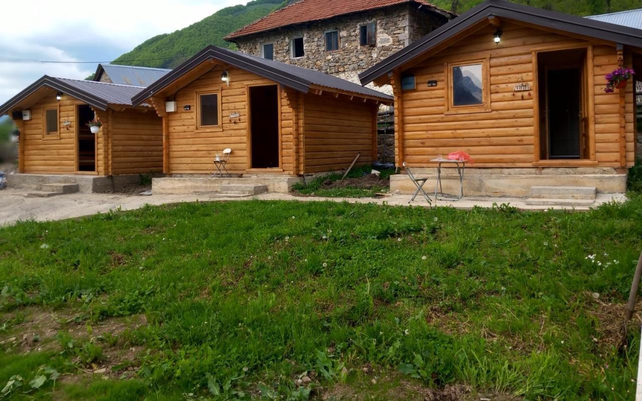 Dedushi Guesthouse &Wood Cabins-Camping Place Gusinje Экстерьер фото